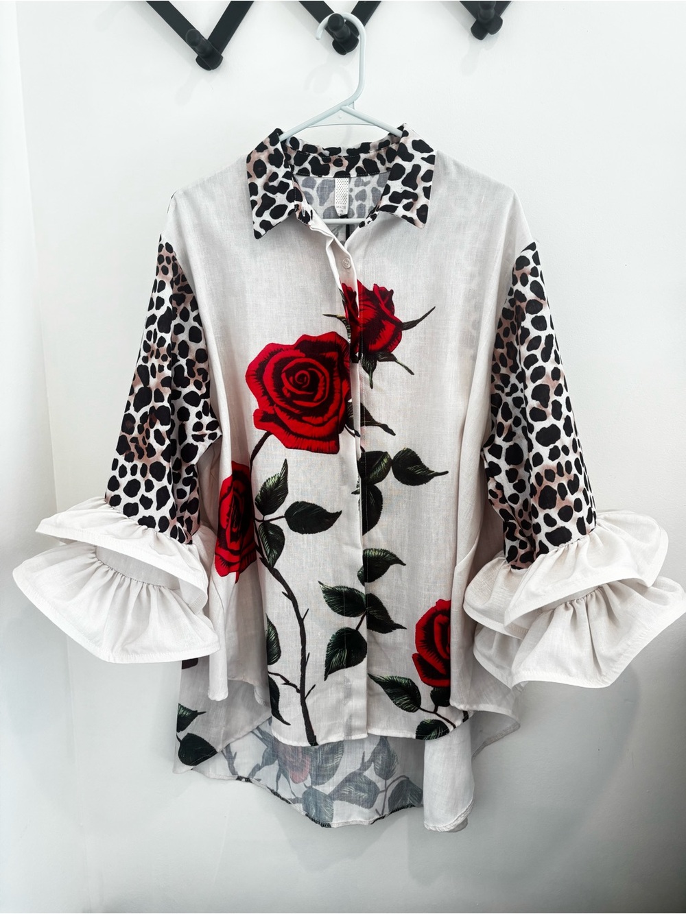 NWT Made in Italy Wild Roses Leopard Ruffle Bell Sleeve Blouse One Size